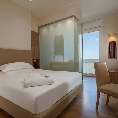 National Hotel Rimini Luaran gambar