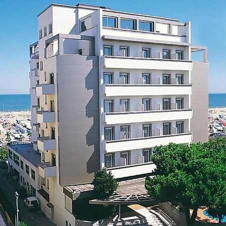 National Hotel Rimini Luaran gambar