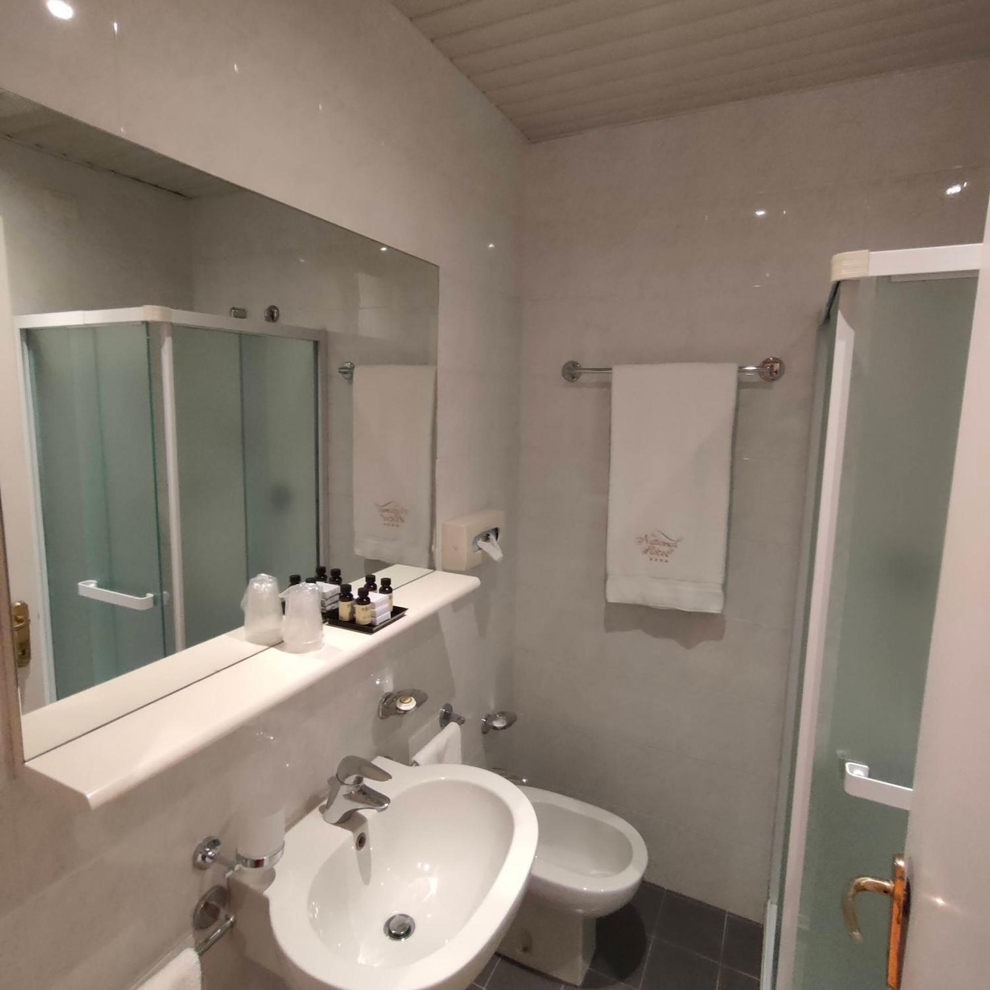 National Hotel Rimini Luaran gambar