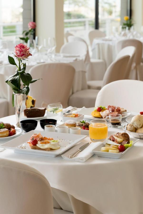 National Hotel Rimini Luaran gambar