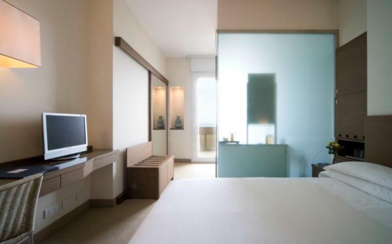 National Hotel Rimini Luaran gambar