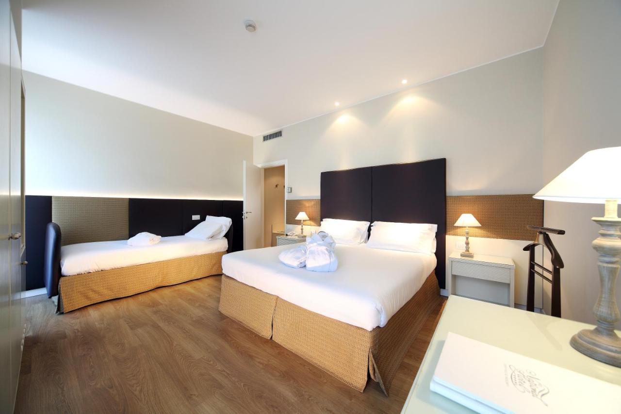 National Hotel Rimini Luaran gambar
