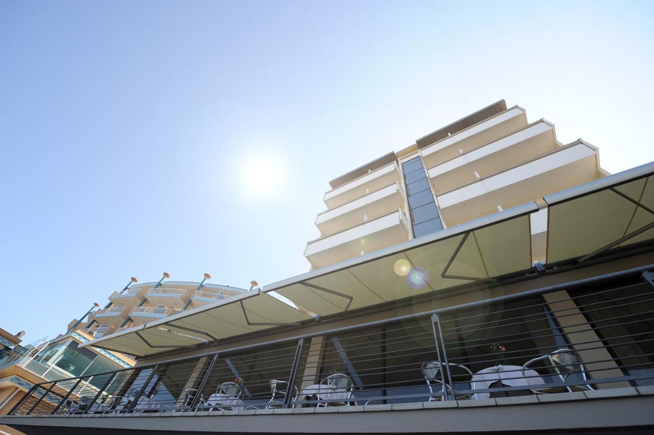 National Hotel Rimini Luaran gambar